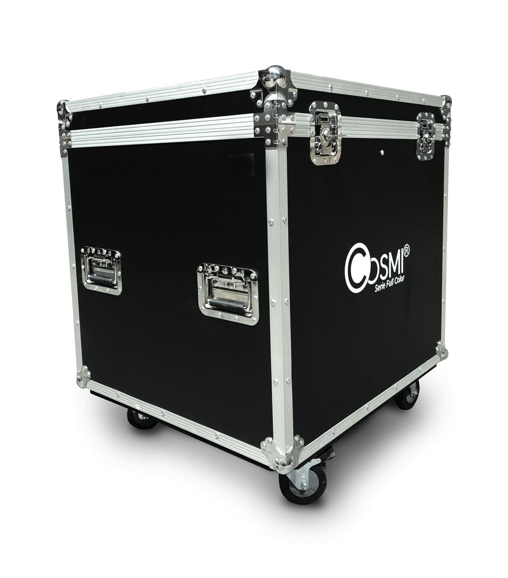 Cette Flight case vous sera utile pour transporter votre matériel en toute sécurité. Cet accessoire protègera votre équipement de la pluie et d'autres menaces grâce à sa fermeture en aluminium, son intérieur capitonné protège ces cabines Full Color pendant le transport et assure leurs conditions optimales.