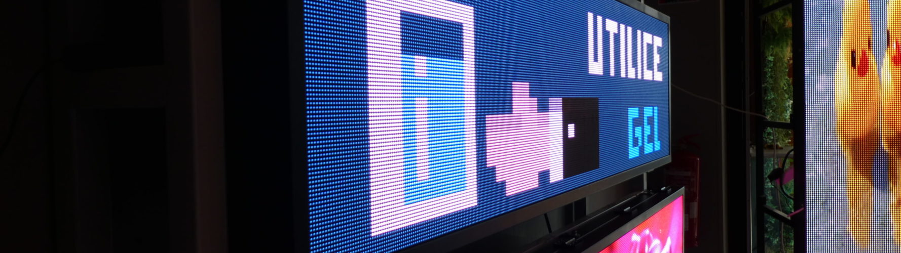 Ecran LED banderole vidéo p4 p5 3 mètres Ecran LED banderole vidéo p4 p5 3 mètres